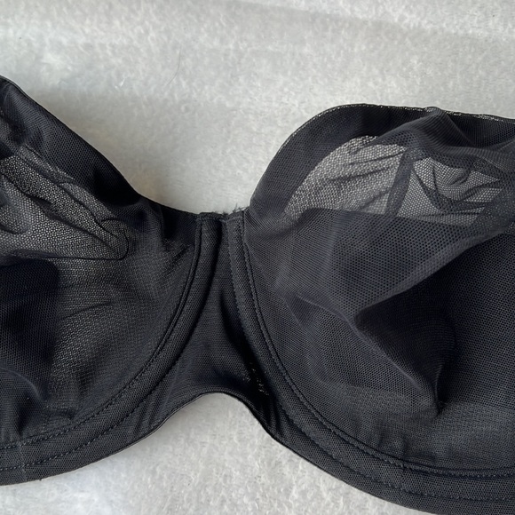 SKIMS Ultrafine Mesh Strapless Underwire Bra - Picture 9 of 12